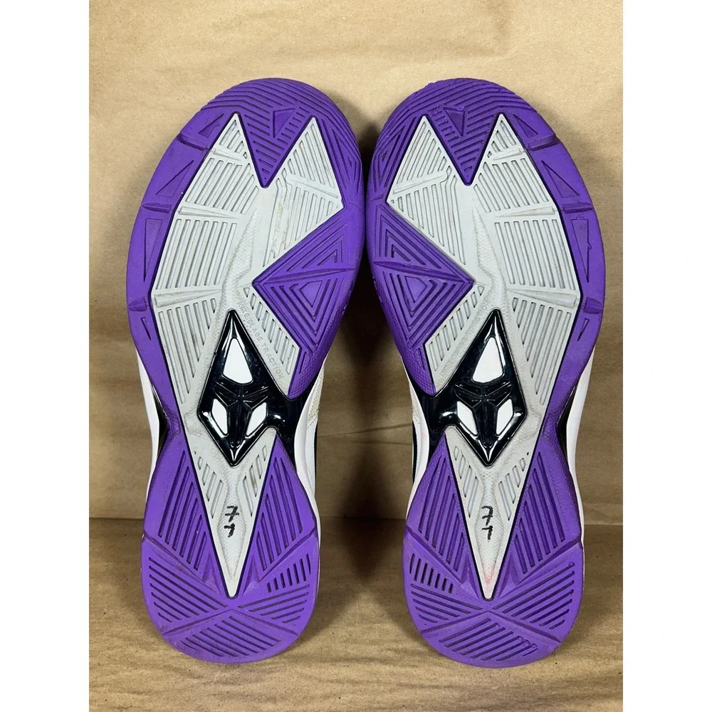 Nike Kobe Venomenon 4 Men 9.5 White Purple Black Basketball Shoes 635578-100